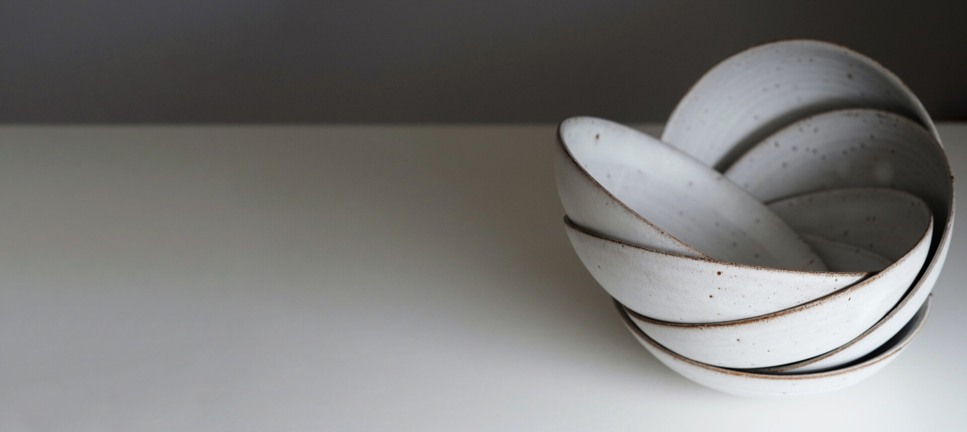 Lee más sobre el artículo Behind the plates – studio stories