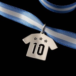 Three-time Champion Pendant or Pin